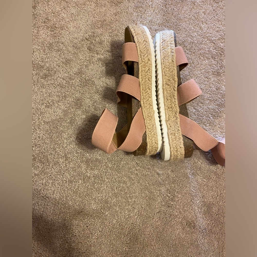 Ladies time true sandal .